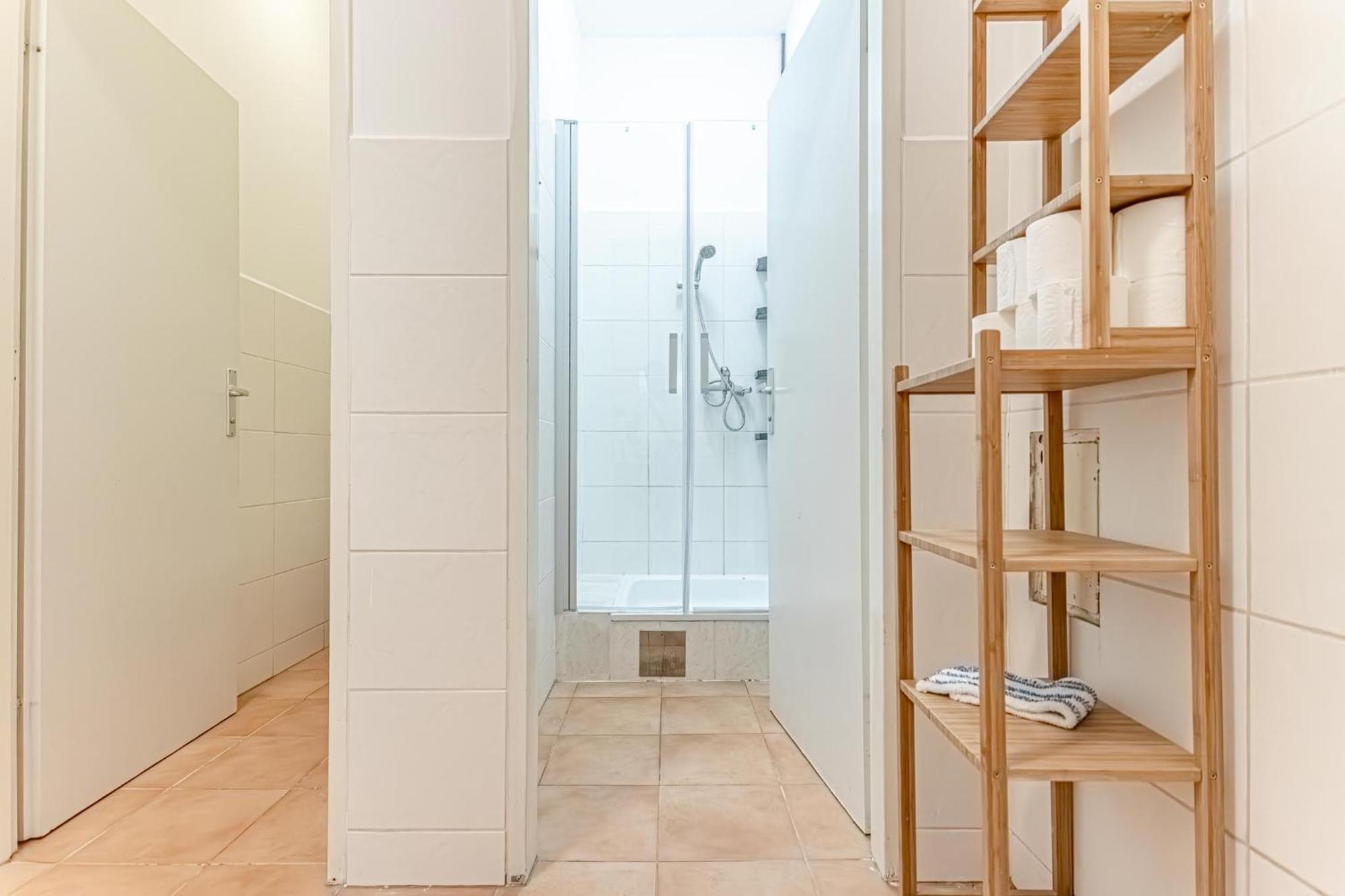 Loevly Shared 6Br With Garden Near Danube & Millenium City Виена Екстериор снимка
