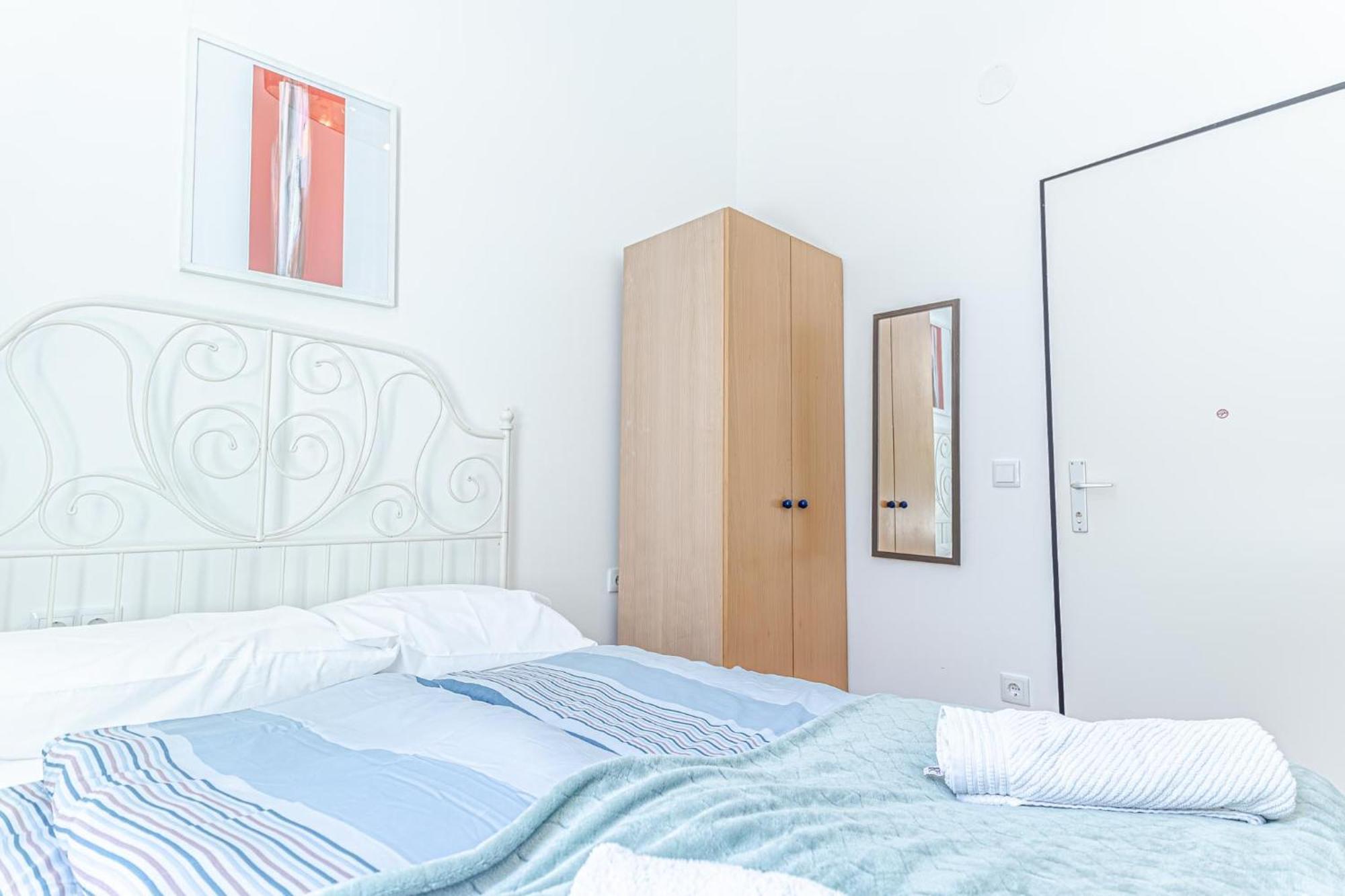 Loevly Shared 6Br With Garden Near Danube & Millenium City Виена Екстериор снимка