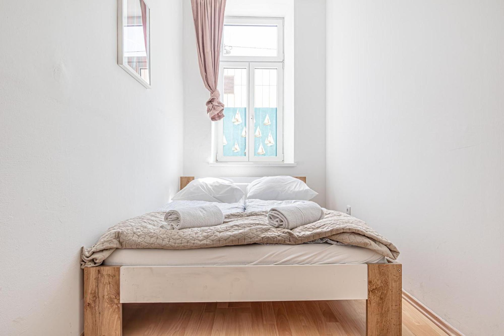 Loevly Shared 6Br With Garden Near Danube & Millenium City Виена Екстериор снимка