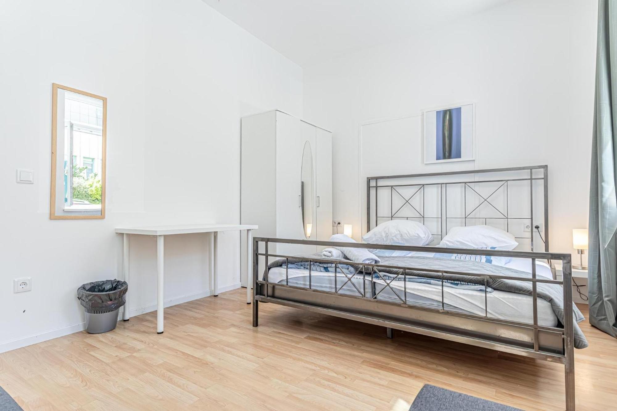 Loevly Shared 6Br With Garden Near Danube & Millenium City Виена Екстериор снимка