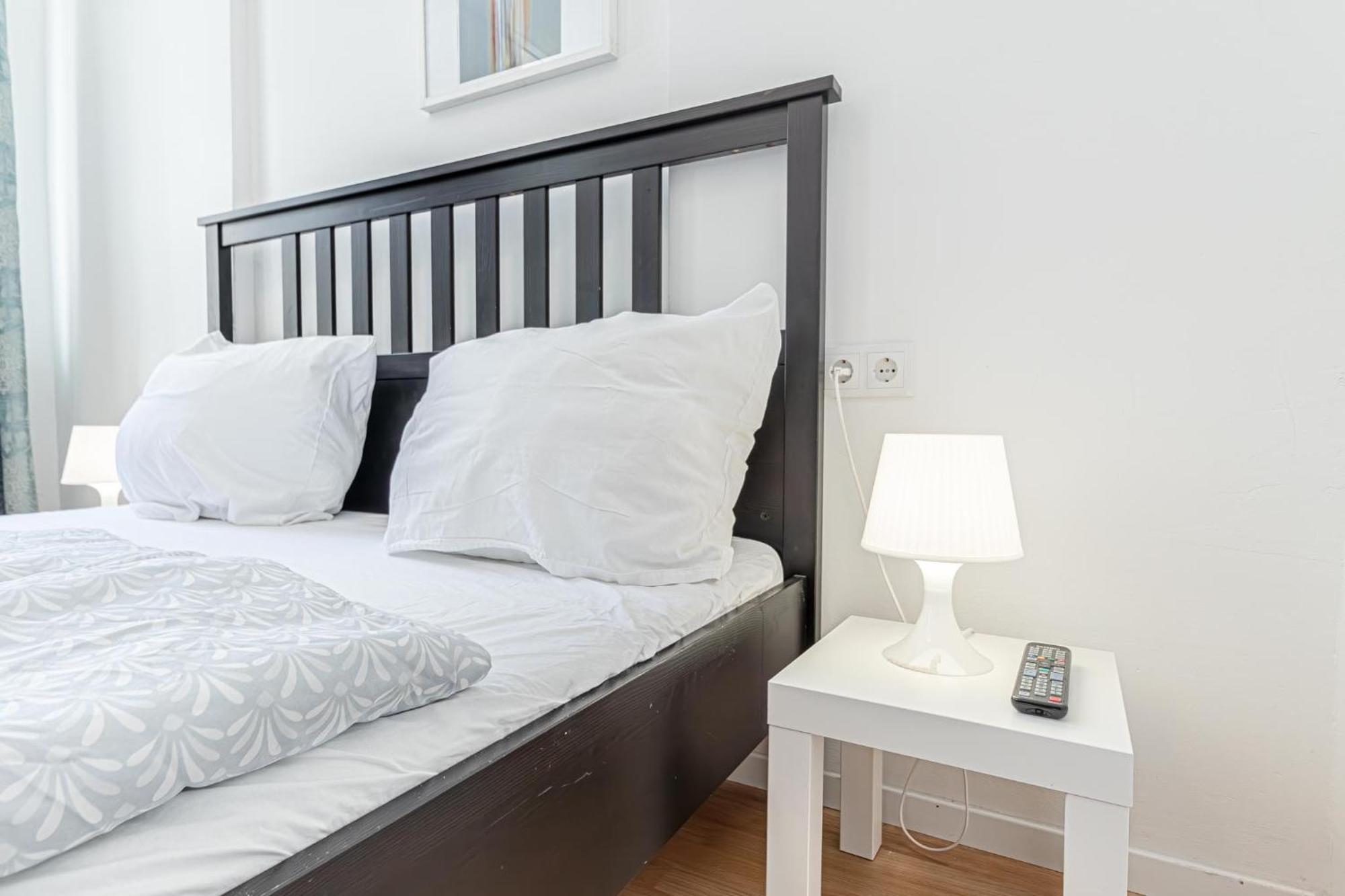 Loevly Shared 6Br With Garden Near Danube & Millenium City Виена Екстериор снимка