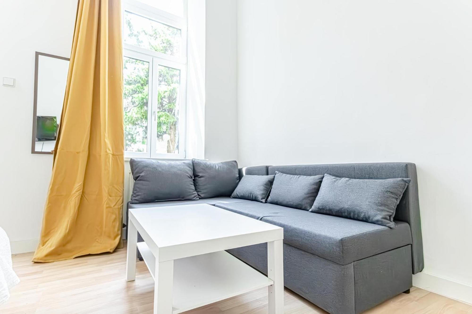 Loevly Shared 6Br With Garden Near Danube & Millenium City Виена Екстериор снимка
