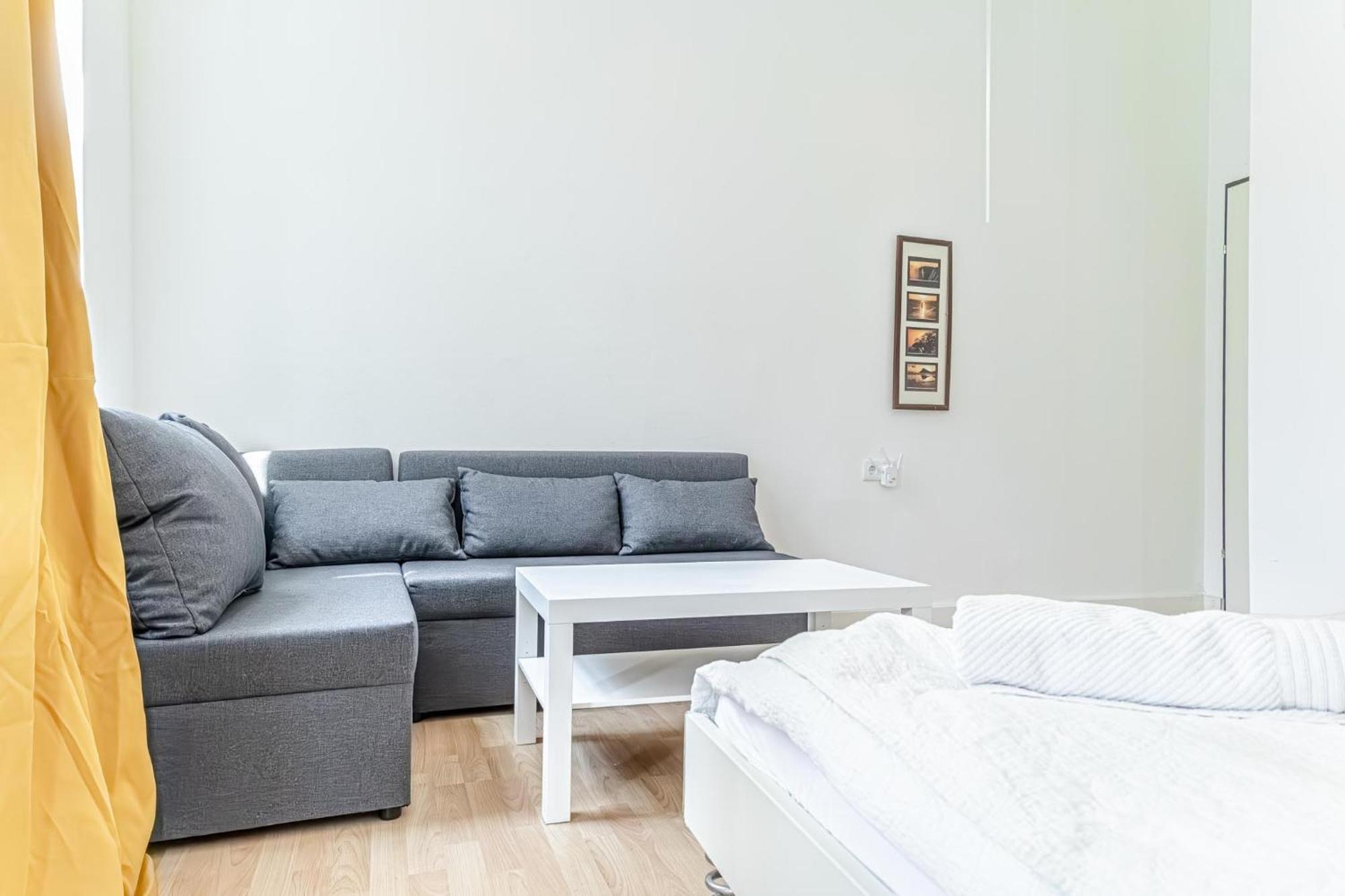 Loevly Shared 6Br With Garden Near Danube & Millenium City Виена Екстериор снимка